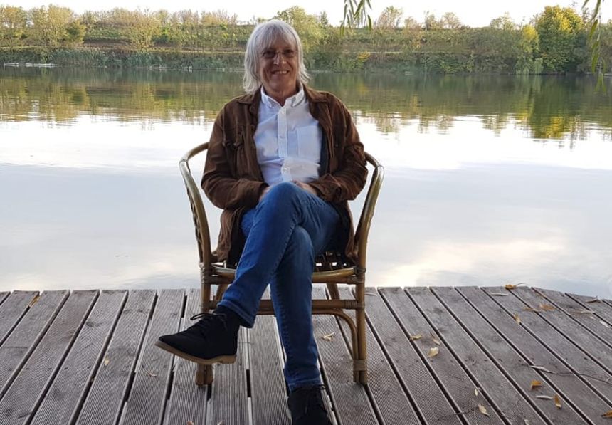 Mihai Constantinescu a suferit un stop cardio-respirator. Cântărețul, dus în stare gravă la spital