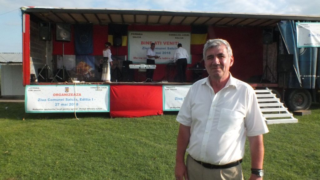 Povestea primarului PSD care și-a trecut numele pe un monument al eroilor căzuți la datorie