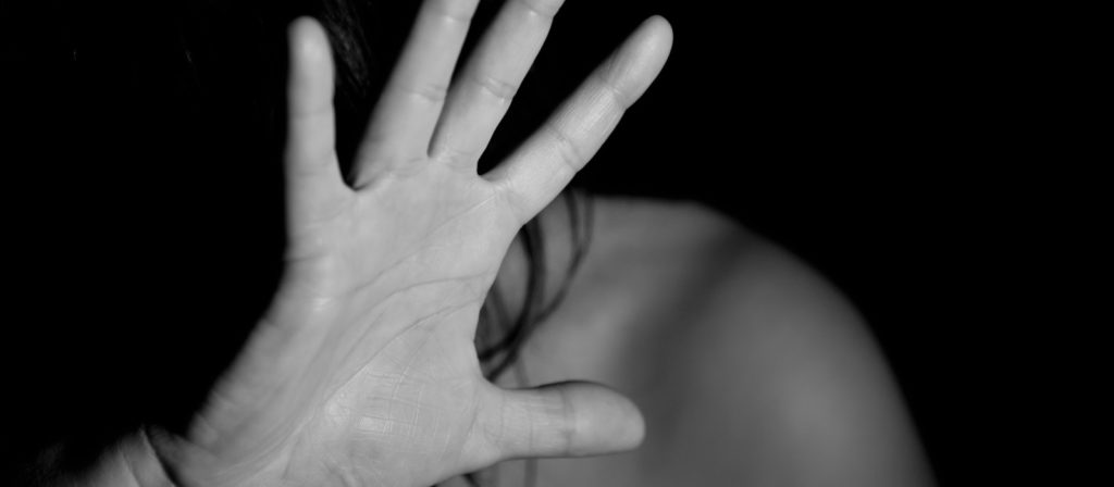 Ce este adeverința de non-violator și cum s-a născut o astfel de lege controversată