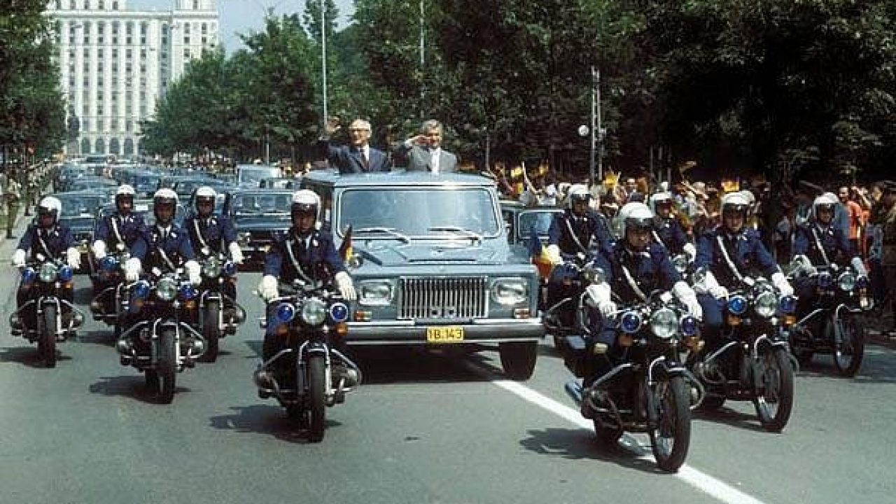 Cum arăta limuzina preferată a lui Nicolae Ceaușescu și de ce era considerată o minune a tehnicii socialiste