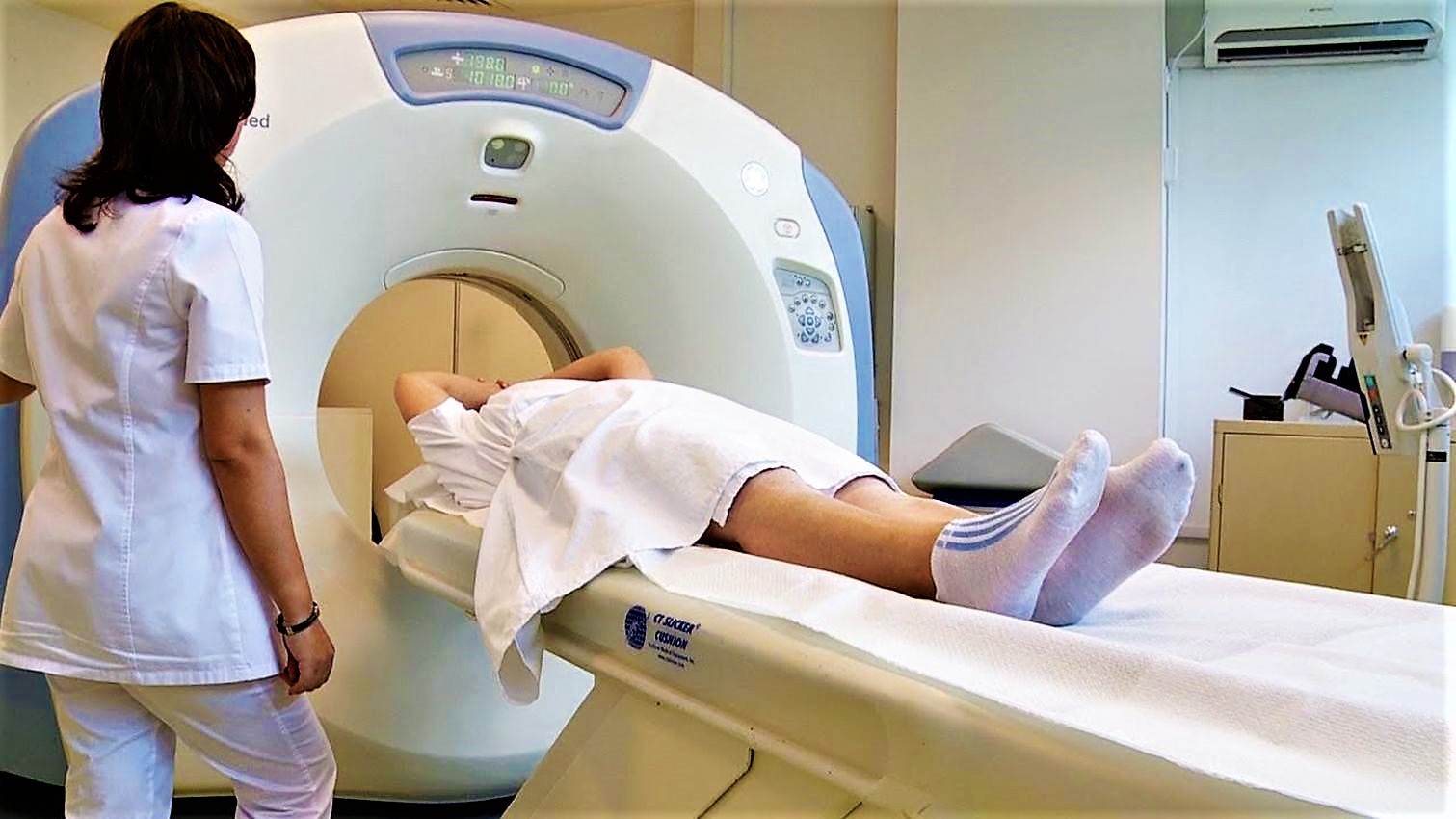 RMN în spitalele private: ce prețuri au și cum îți faci programare mai repede. Tarifele în funcție de diagnostic