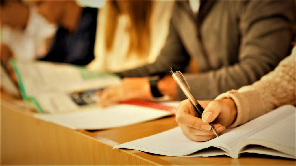 Schimbări la Bacalaureat și Evaluarea Națională: ce reformă vrea să facă Ministerul Educației, chiar înainte de un nou an școlar