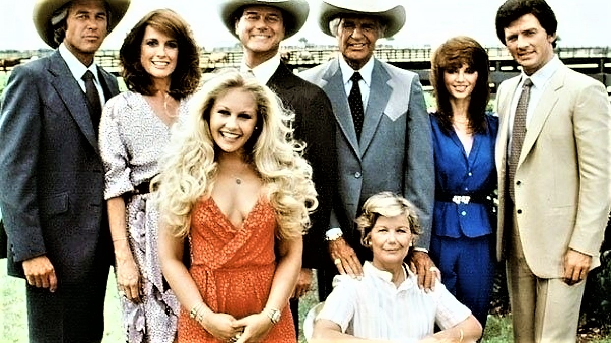Legătura nebănuită dintre Ceaușescu și J.R. Ewing din celebrul serial Dallas. Motivul pentru care actorul Larry Hagman a fost plătit regește