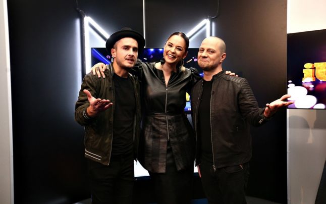 Andreea Marin, alături de prezentatorii iUmor, Șerban Copoți și Dan Badea. Ea va putea fi văzută într-un nou proiect la Antena 1