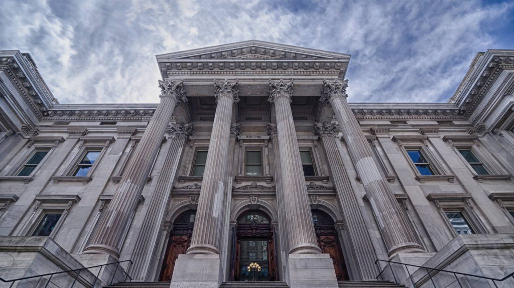 Asociaţia Magistraţilor din România, reacție despre impozitarea pensiilor speciale: „Pensia de serviciu nu reprezintă un privilegiu”