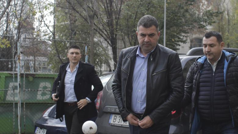 Marius Carașol, fostul șef al Transelectrica, reținut de polițiști. Foto: Inquam Photos/ Octav Ganea
