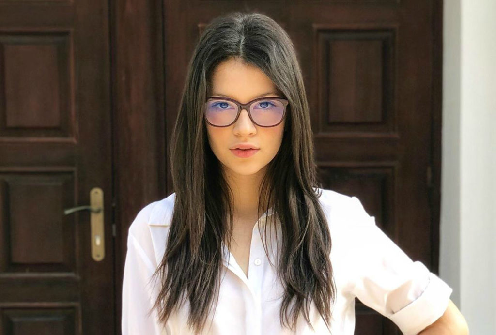 Cleopatra Stratan, transformare uluitoare! Fanii au rămas fără cuvinte, când au văzut cum a pozat. Decolteu uriaș