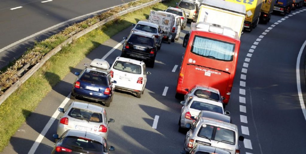 Mașinile românilor i-au speriat pe inspectorii de la RAR. La câte autoturisme oprite au găsit probleme tehnice grave