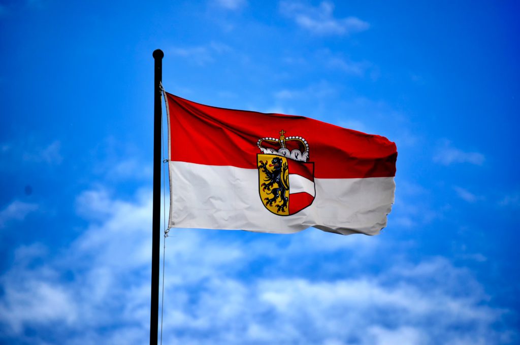 Austriecii aduc îngrijitori din România ca să se ocupe de bătrânii lor. Când e primul transport