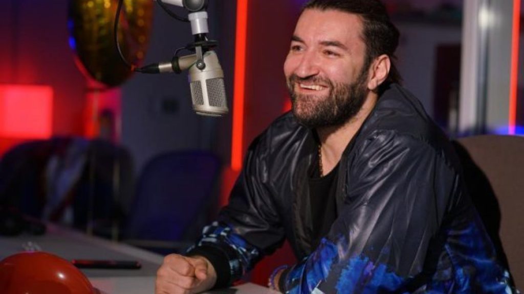 Cine i-a dat lui Smiley porecla ce l-a făcut celebru. S-a întâmplat când avea 18 ani