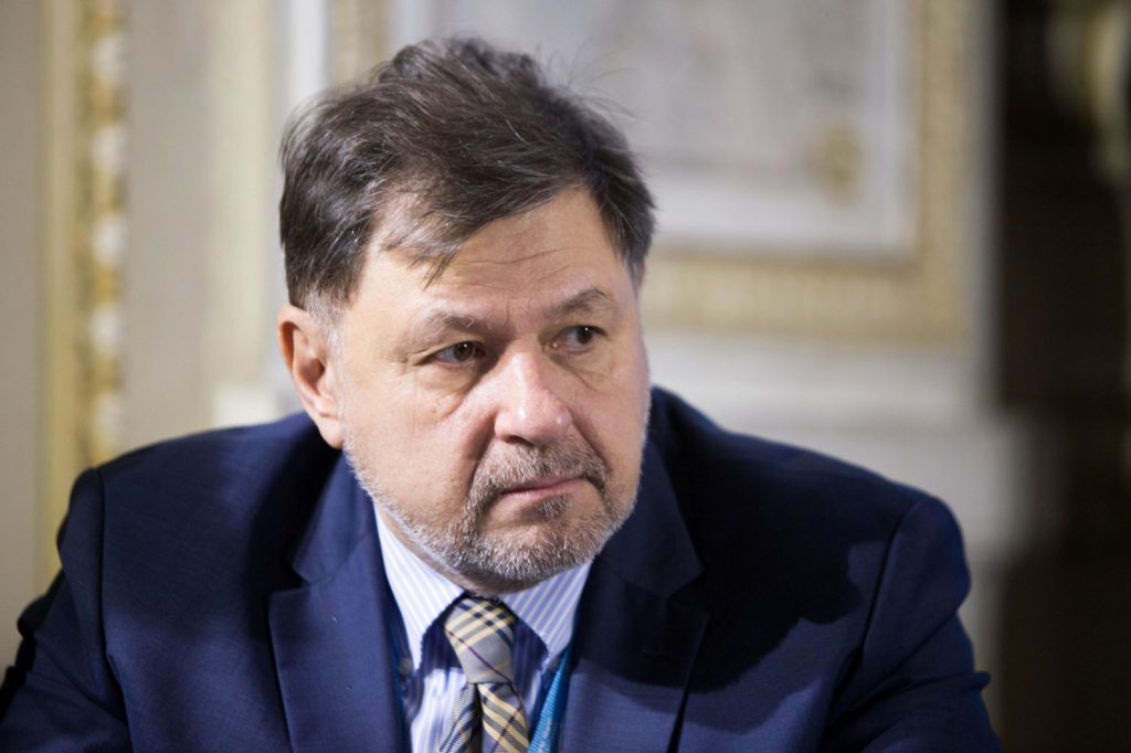 Ce spune medicul Alexandru Rafila despre revenirea elevilor în bănci, în plină pandemie. Anunț important pentru părinți și copii