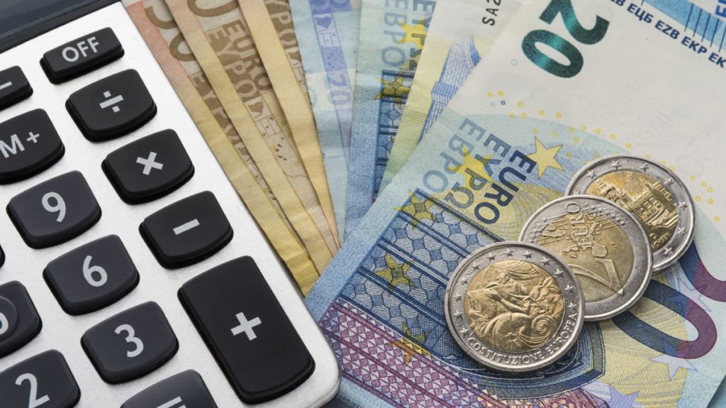 Curs BNR, joi, 9 aprilie. La ce valoare ajunge un euro