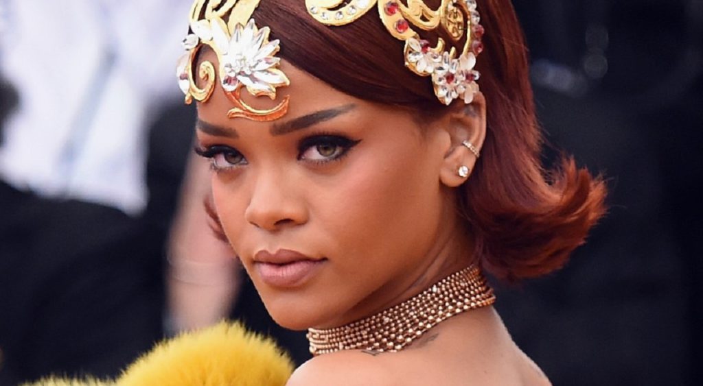 Gestul disperat pe care l-a făcut Rihanna pentru a-și salva tatăl. A dat uitării scandalurile din trecut