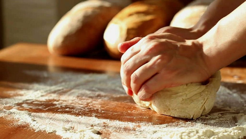 Rețetă de pâine de la Mega Image. Cum poți să pregătești acasă un preparat nelipsit de pe masă