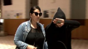 Fiica lui Iosif Rotariu, Romina (în stânga) a lăsat familia fără niciun venit