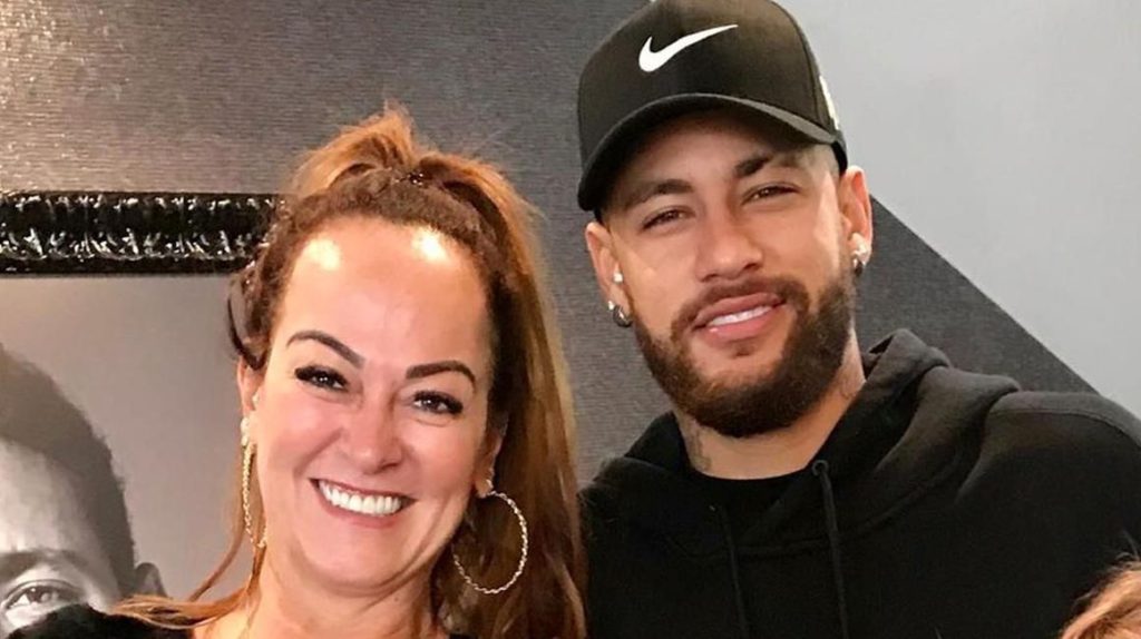 Mama lui Neymar are un iubit cu șase ani mai tânăr decât fiul ei. Dar stai să vezi cu cine a mai fost cuplat „puștiul” în trecut