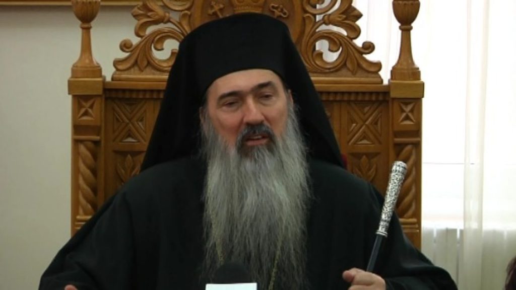 Arhiepiscopul Teodosie n-a mai ținut cont de nimic: copii împărtășiți cu aceeași linguriță la Constanța. Ce s-a mai întâmplat la slujbă