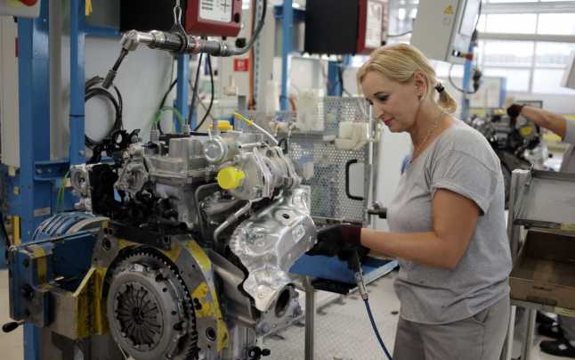 Decizia oficială anunțată la uzinele Dacia! Mesajul transmis de producătorul auto
