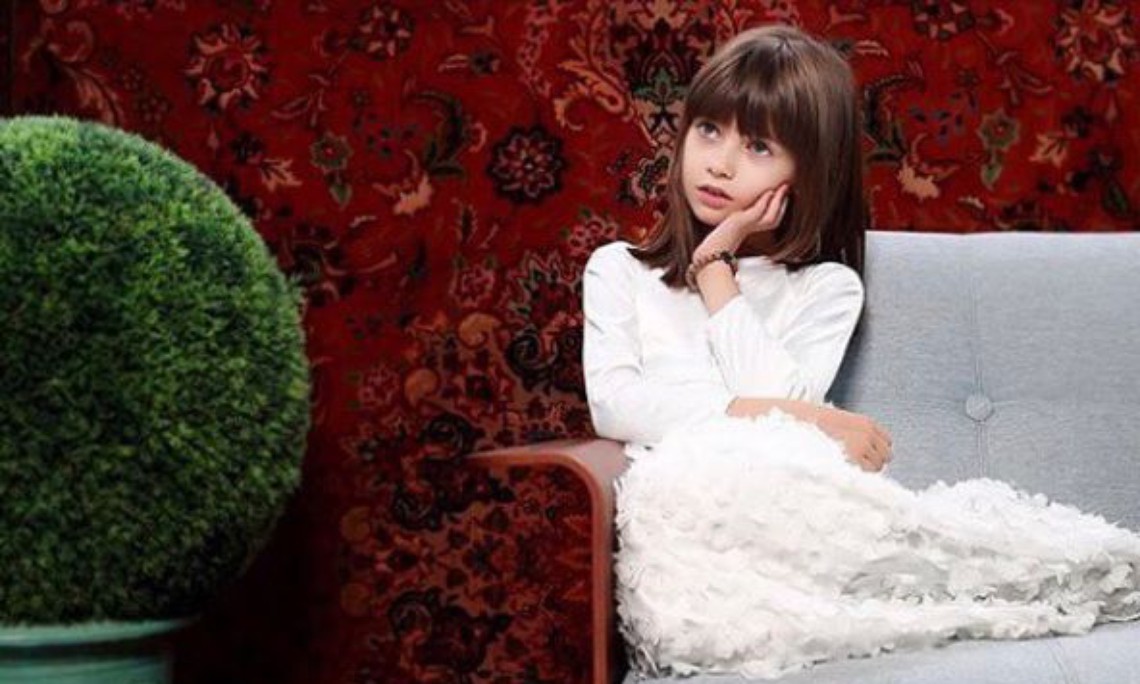 Mikaela, fiica celor doi Sursă foto - cancan.ro