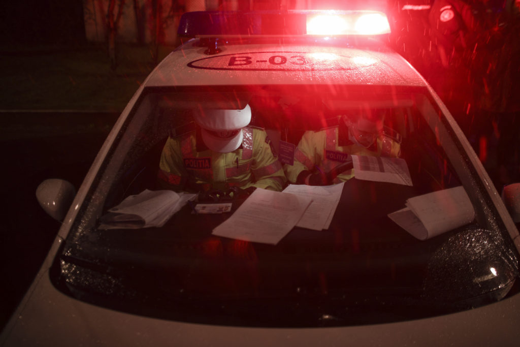 Amenzile date de Poliția Română au fost prea mari raportate la câștigurile salariale ale românilor. Foto: Inquam Photos/Octav Ganea