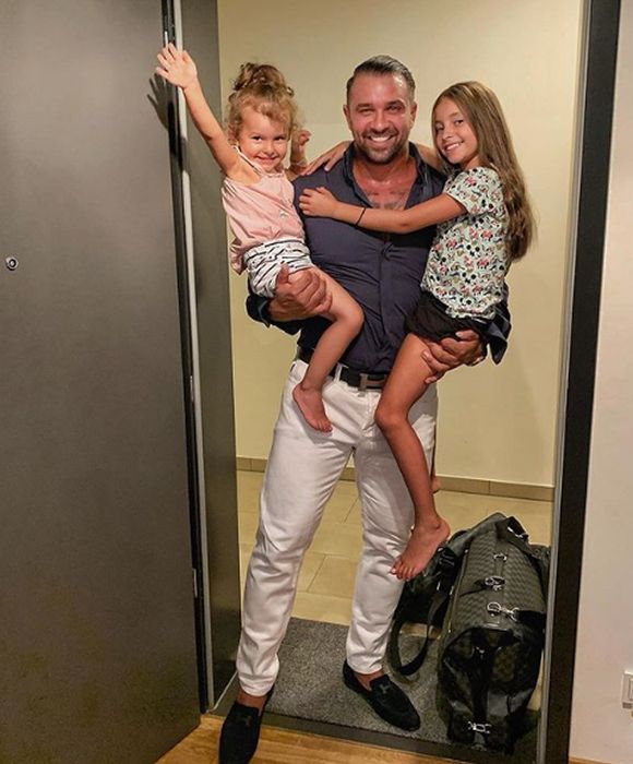 Cum a ajuns Alex Bodi într-un scandal internațional cu fosta nevastă. Acuzație gravă la adresa iubitului Biancăi Drăgușanu