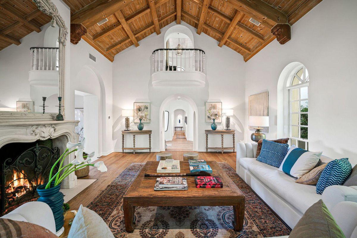 Minunata reședință e perfectă pentru cei patru