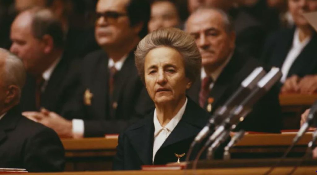 Secretul din certificatul de naștere al Elenei Ceaușescu. A ținut totul ascuns!