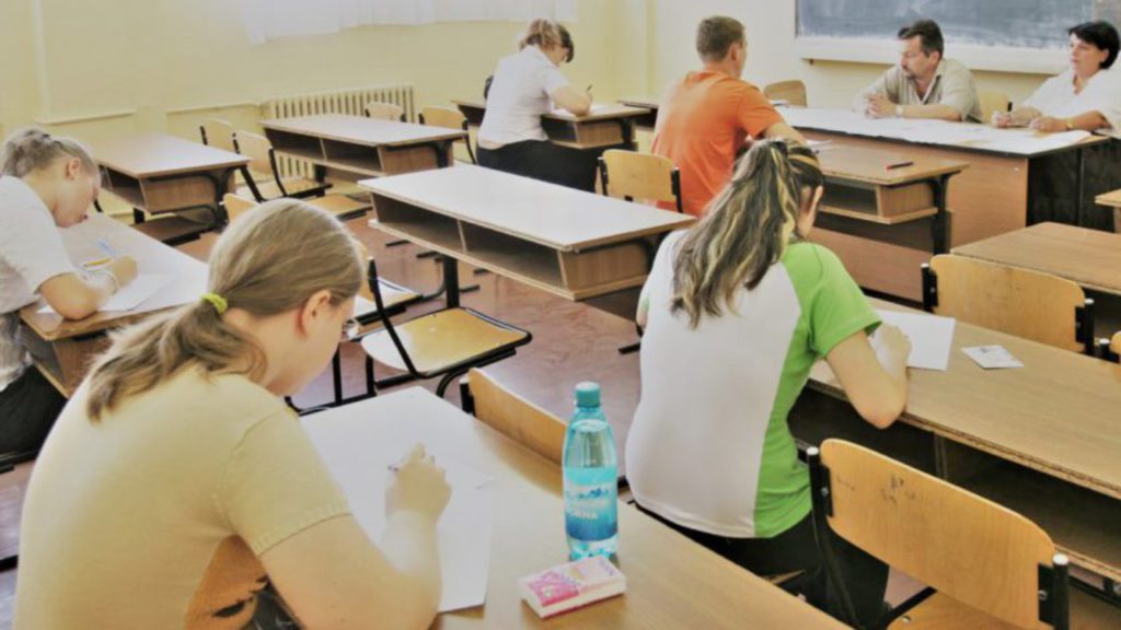 Schimbări în Educație! Cum vor fi supravegheați elevii în timpul examenelor