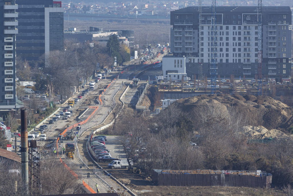 În ce condiții se va putea face, după 15 mai, deplasarea în afara localității. Anunțul transmis de premierul României
