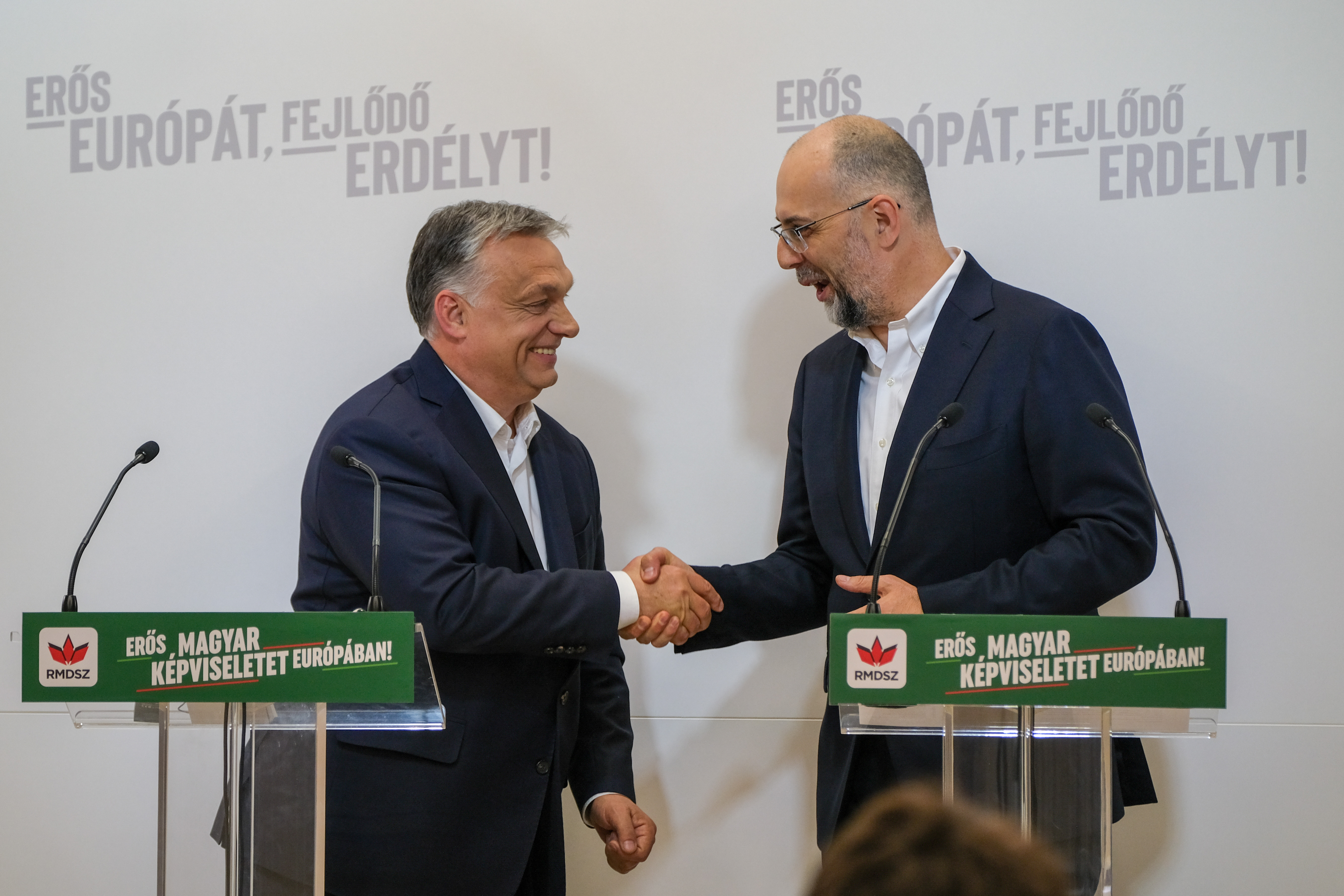 Tensiuni la București după discursul lui Viktor Orban. Kelemen Hunor îi dă replica lui Klaus Iohannis