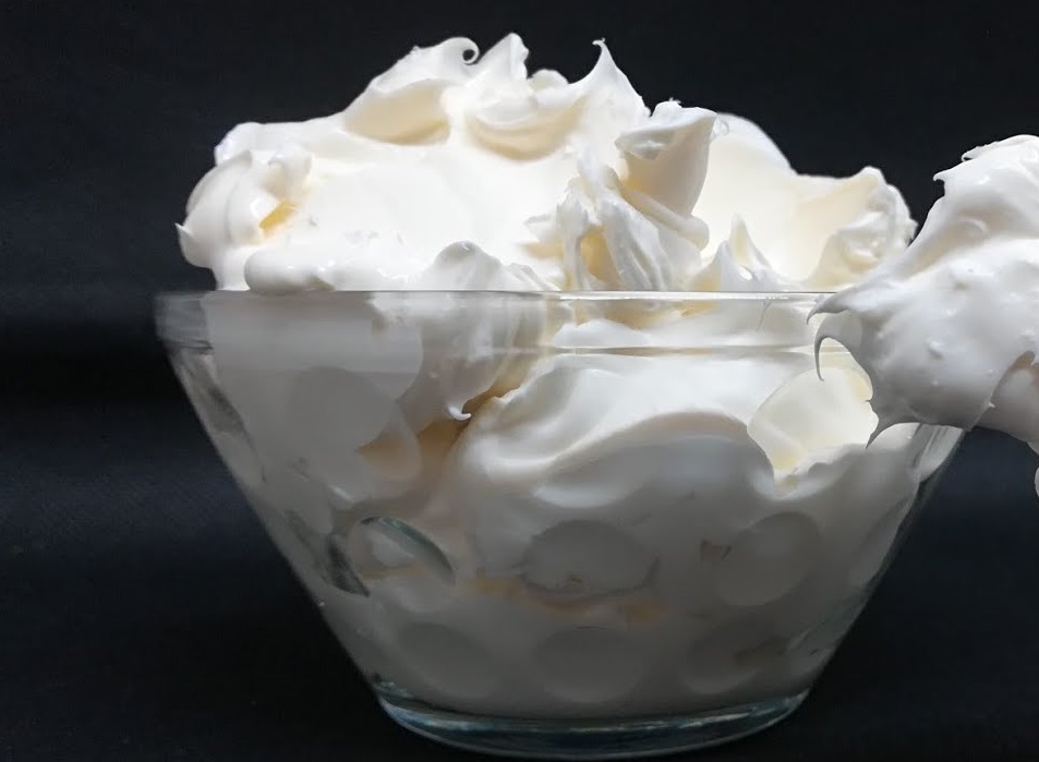 Mascarpone, unul dintre cele mai apreciate ingrediente pentru prăjituri