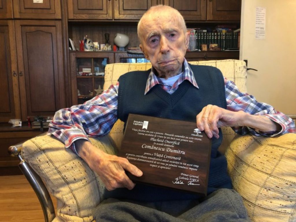 Câți ani are românul care a devenit cel mai bătrân bărbat din lume. ”Ăsta e secretul meu”