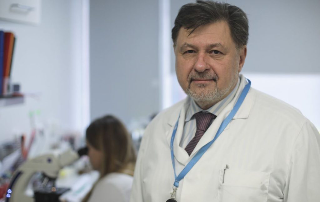 Când vom putea spune, de fapt, că am scăpat de pandemie. Condiția anunțată de medicul Rafila