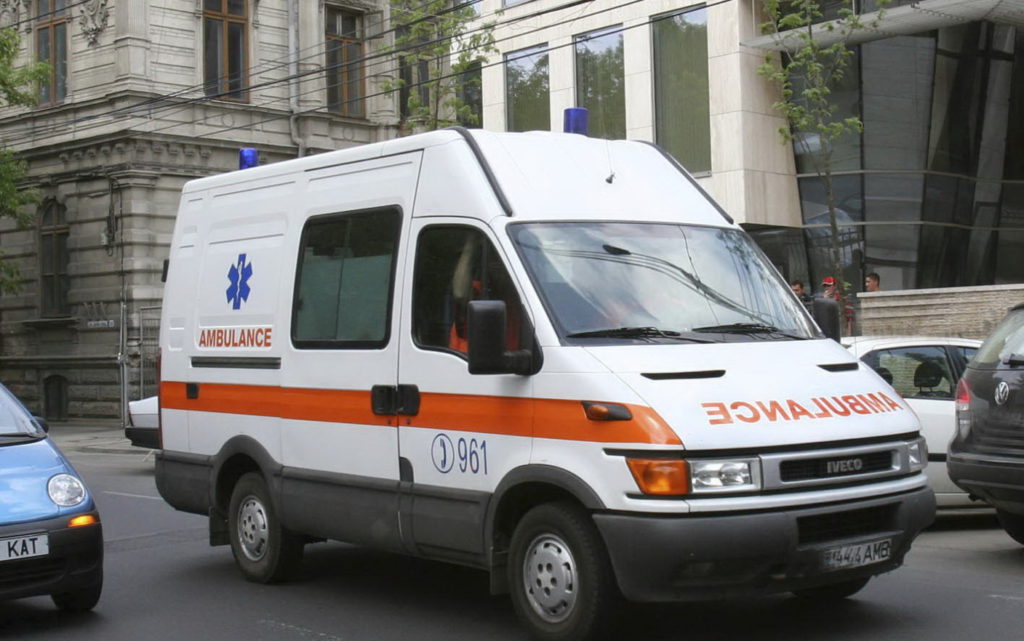 Caz uluitor la spitalul din Câmpina. La ce folosea, de fapt, ambulanța instituției