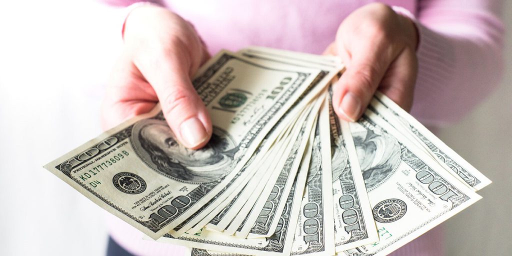 Curs BNR, vineri, 12 iunie 2020. Ce se întâmplă cu Dolarul și Euro