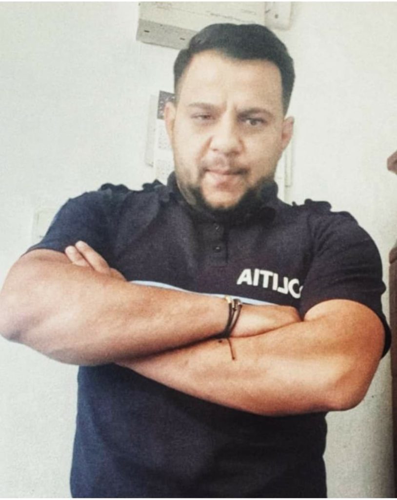 Bogdan, polițistul care alerga în pijamale după un hoț, pe stradă. Foto: Facebook/ Sindicatul Europol 