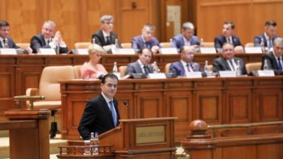 Vești bune pentru români! Indemnizație de 500 de lei, aprobată de Camera Deputaților. Cine sunt cei care pot beneficia de acești bani