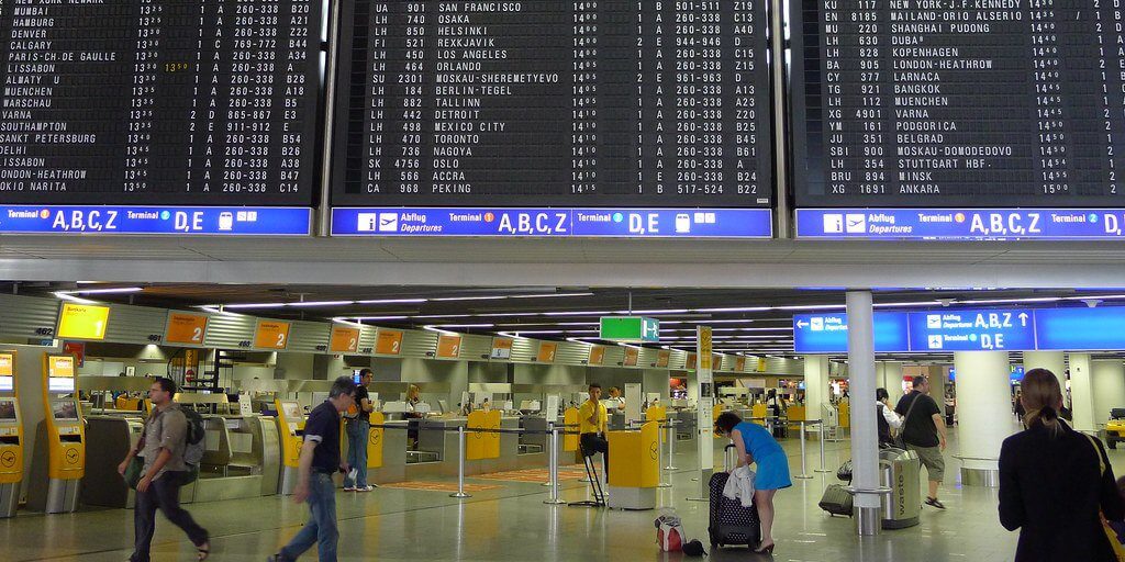 Ce se întâmplă cu perioada de izolare în România. Vești bune făcute publice de Guvern