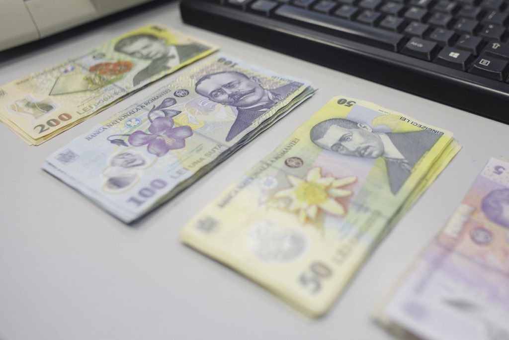 Ce se întâmplă cu românii care și-au amânat ratele pe perioda stării de urgență. Detaliul pe care este important să-l cunoască