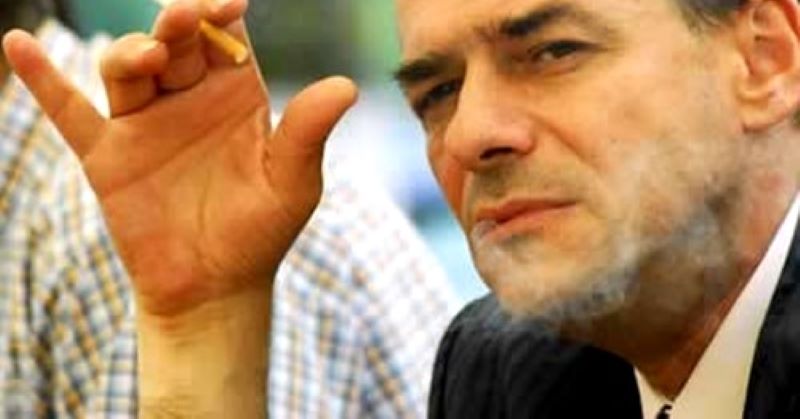 Fumător înrăit, Orban se gândește serios să lase țigările de tot
