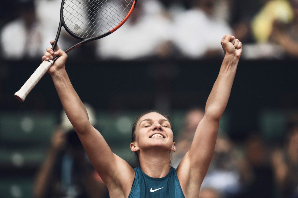 Cum a fost surprinsă Simona Halep la cumpărături în vreme de pandemie. Detaliul pe care l-au observat imediat fanii