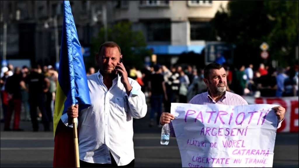 viorel catarama, protest, piata victoriei