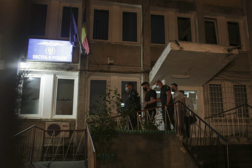 Alexandru Bălan, dus la secția 9 de Poliție din Capitală. Foto: Inquam Photos/ Octav Ganea 