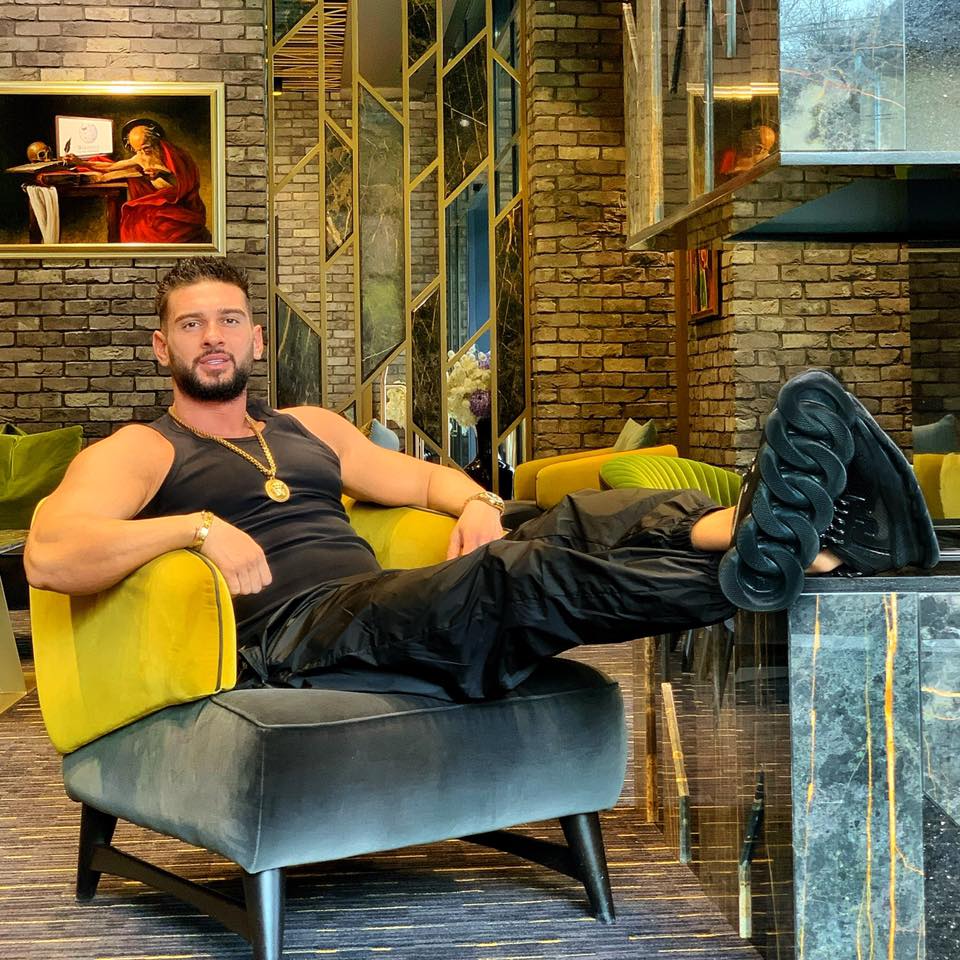 Ce a făcut Dorian Popa la ultimul său concert privat. Mircea Badea a cerut ”să fie băgat la pușcărie”