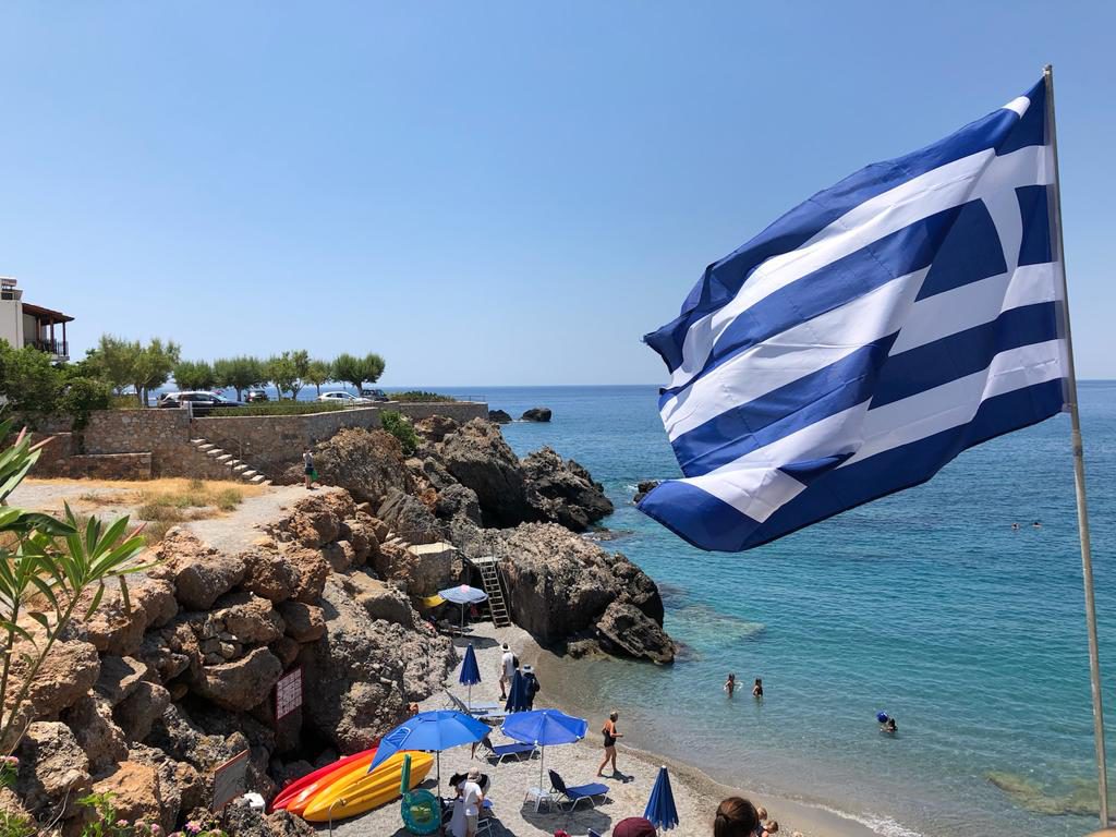 Cetățean român, depistat cu Covid în Grecia. Ce se întâmplă acum