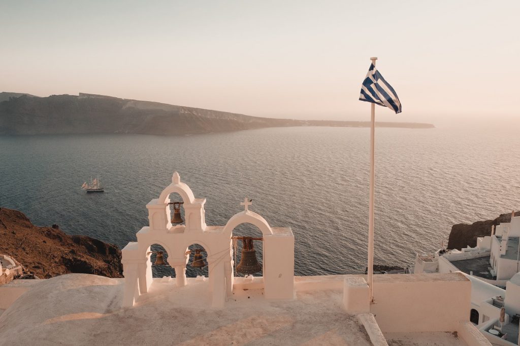 Anunț devastator pentru românii care voiau să meargă în vacanță în Grecia. Decizia luată chiar azi