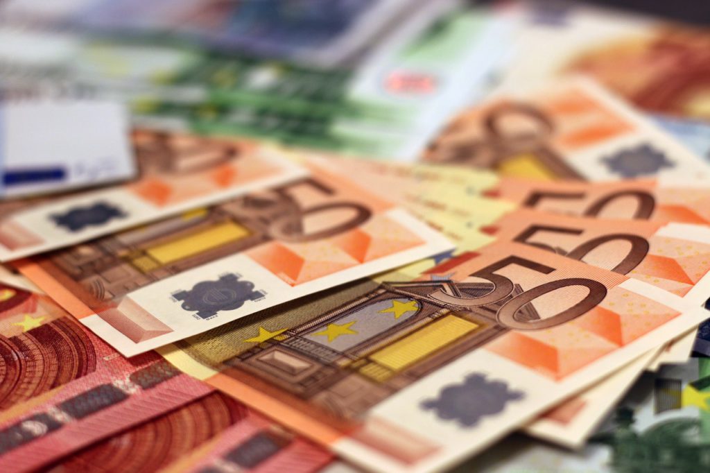 Curs BNR 27 iulie. Valorile pentru euro și dolar astăzi