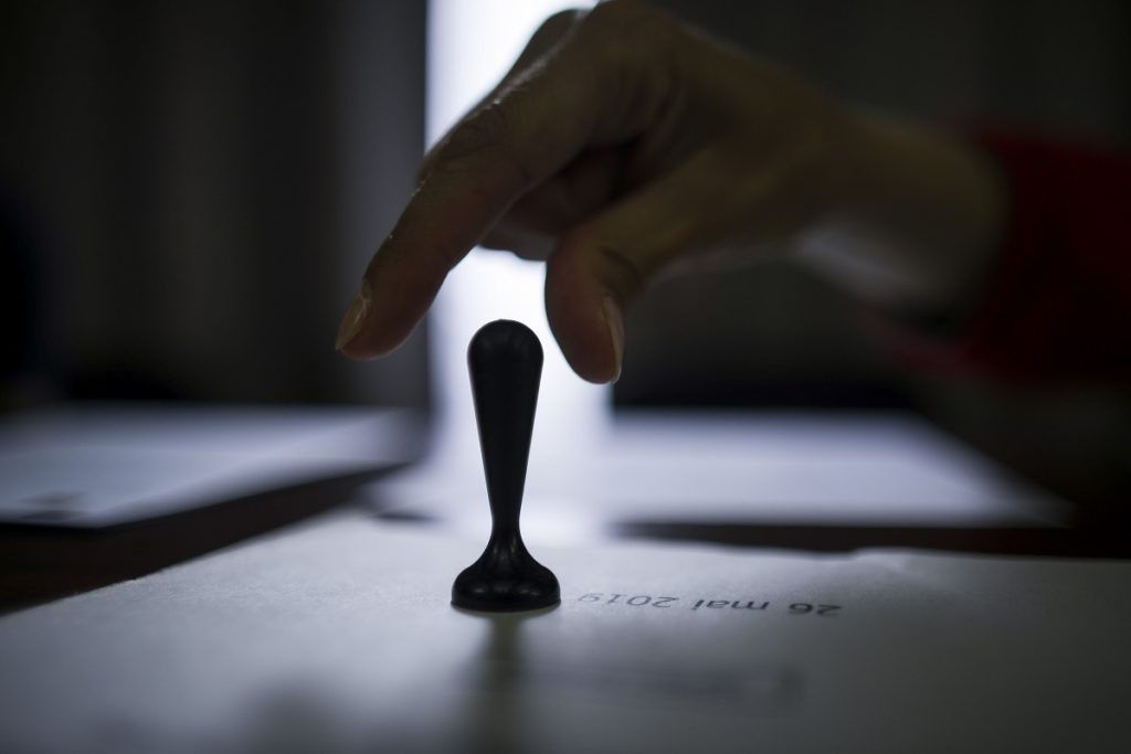 Se amână alegerile în România? Somație pentru Klaus Iohannis