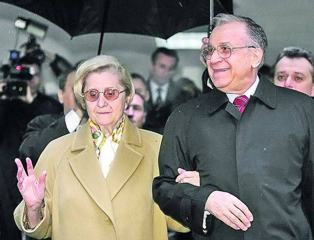 Poză inedită cu Nina Iliescu din tinerețe. N-o să crezi cum arăta în urmă cu mulți ani soția lui Ion Iliescu