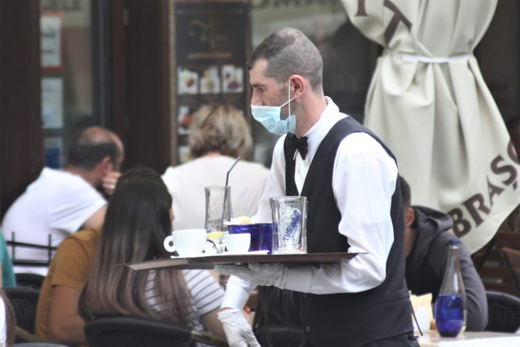 Protest al angajaților din restaurantele din România. Ce se va întâmpla miercuri